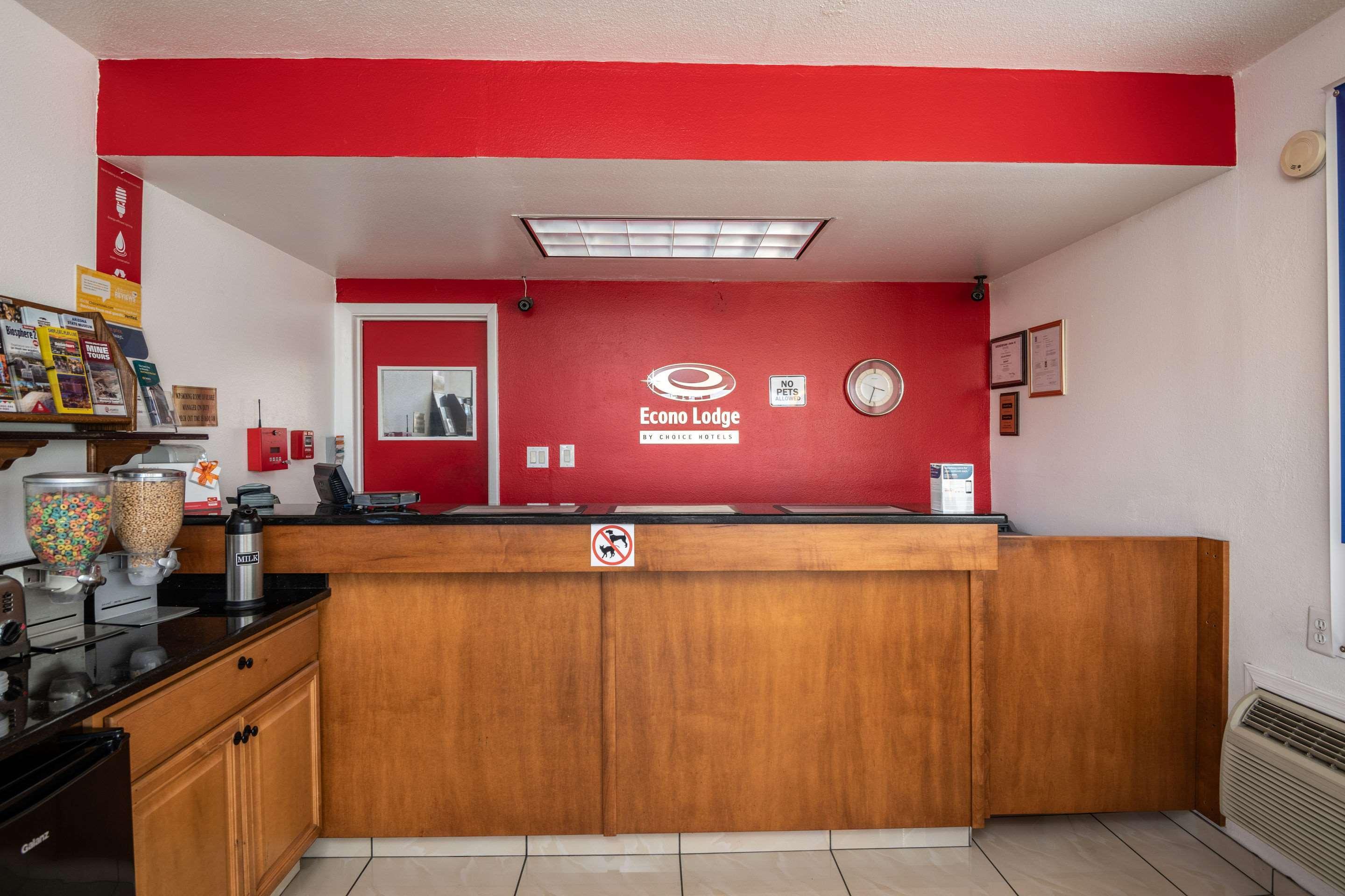 Econo Lodge University Tucson Exteriör bild